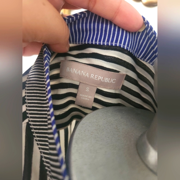 Banana Republic button down shirt - Picture 9 of 9